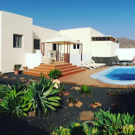23 Playa Blanca (Lanzarote)